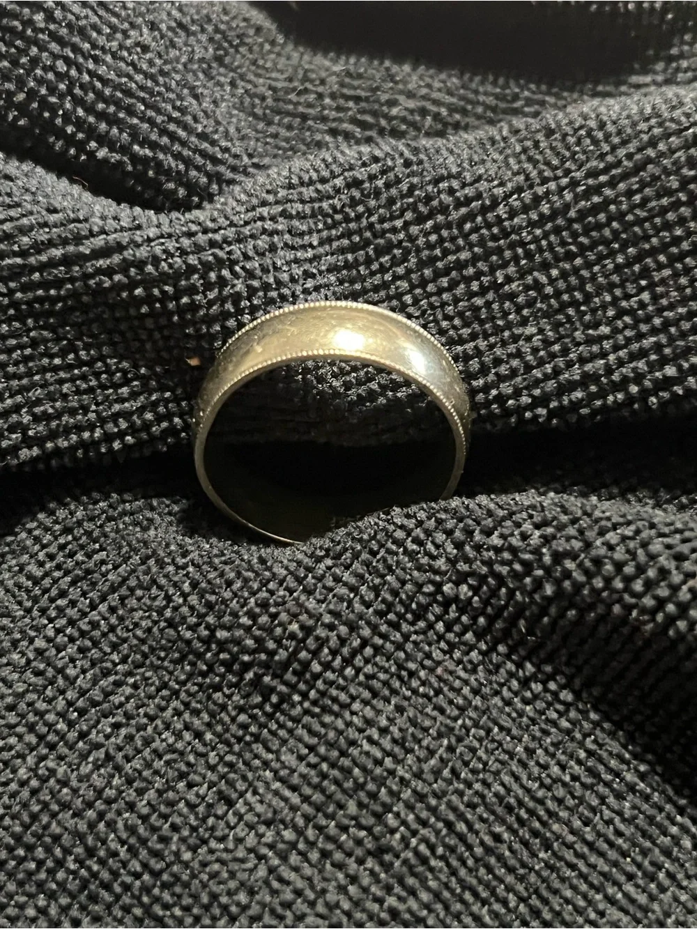 Men's Classic Polished 5.5 grams solid 14k gold Band Ring - Black
